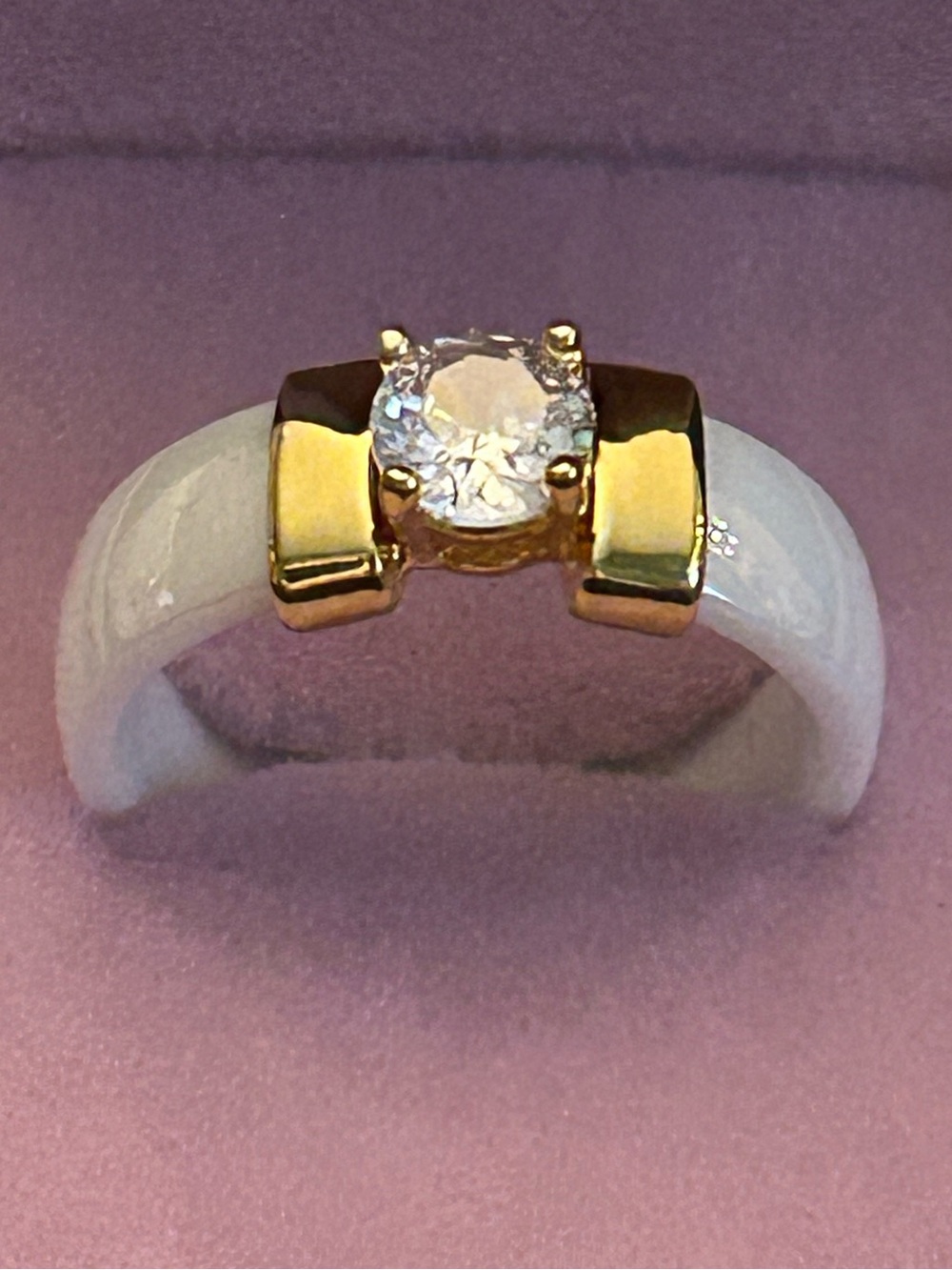 Unisex White Ceramic Ring with Gold Accents & Clear CZ Center Stone NWOT - Picture 6 of 8